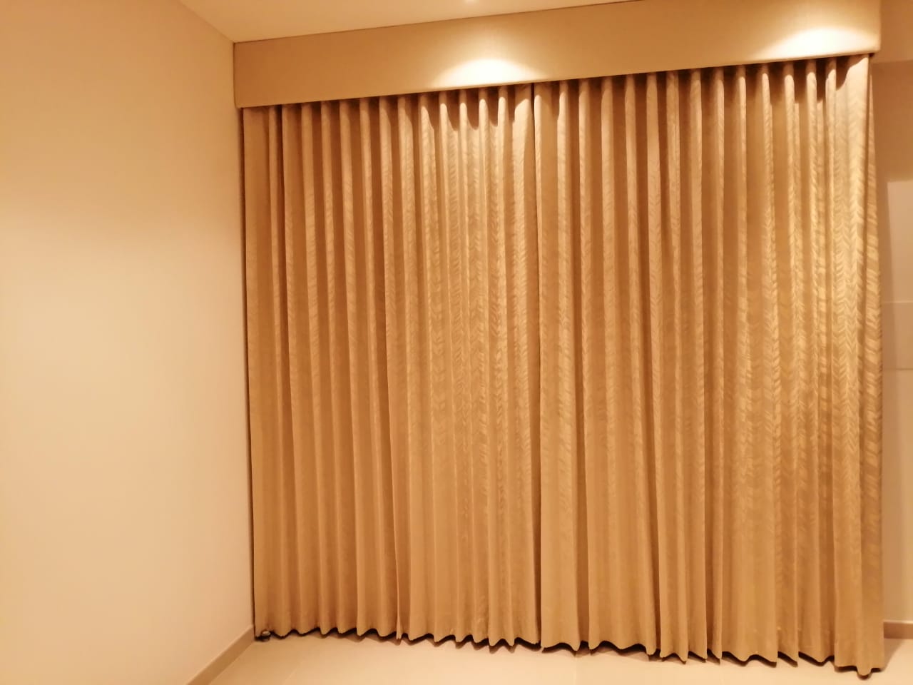 Curtain 3